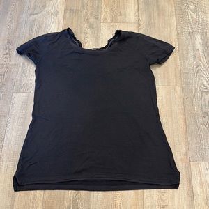 Lululemon tee